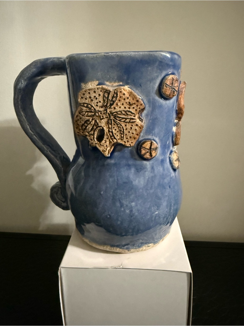 handmade ceramic mug from the 1980s featuring sea-themed decorations Pre Owned
